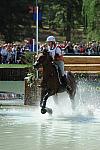 WEG2-10-2-10-EV-XX-5260-PortAuthority-StephanieRhodes-Bosch-DDeRosaPhoto.jpg