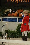 12-WIHS-VernSerex-10-28-05-Candids-DDPhoto.JPG