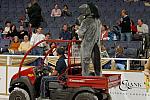11-WIHS-BarnNight-10-27-05-DDPhoto.JPG