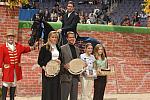 908-PuissanceWinner-McLainWard-OptimumPozitano-WIHS-10-27-06-&copy;DeRosaPhoto.JPG