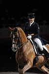 WIHS-10-23-09-DER_7411-AshleyHolzer-PopArt-Dressage-DDeRosaPhoto.jpg