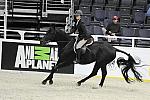 WIHS-10-21-09-DSC_2272-Zoom-LauraSexton-Sponsors-AnimalPlanet-DDeRosaPhoto.jpg