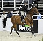WIHS-10-21-09-DSC_2436-Saline-StephanieRiggio-Sponsors-AnimalPlanet-DDeRosaPhoto.jpg
