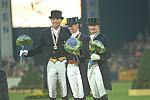 103-WEG-KurAwards-8-26-06-_DeRosaPhoto.JPG