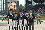 264-WEG-TeamDressageAwards-8-23-06-_DeRosaPhoto.jpg