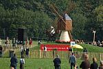 123-WEGXX-8-26-06-_DeRosaPhoto.JPG